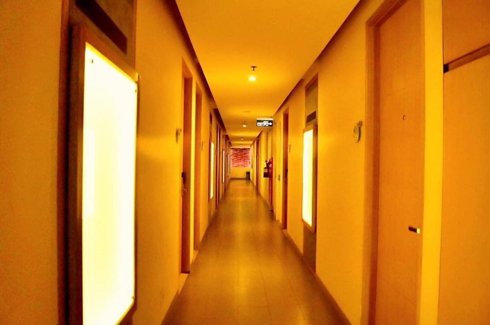 J Hotel Kuta Kuta Lombok Buitenkant foto